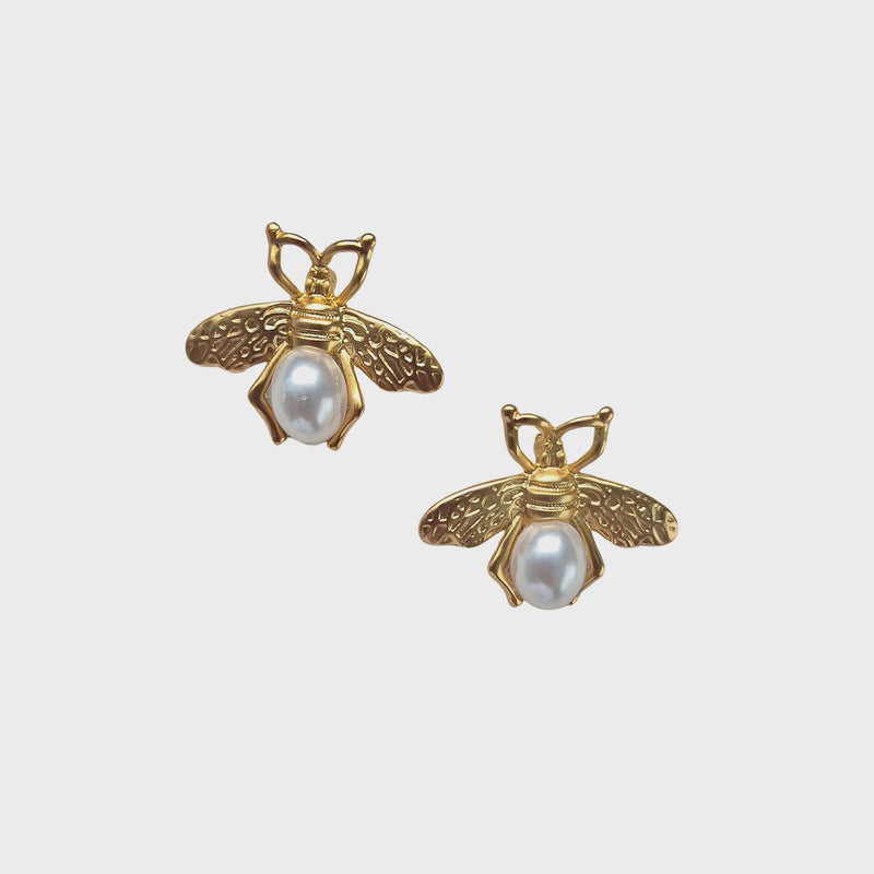 Zoda | Bee Stud Pearl Earring Gold