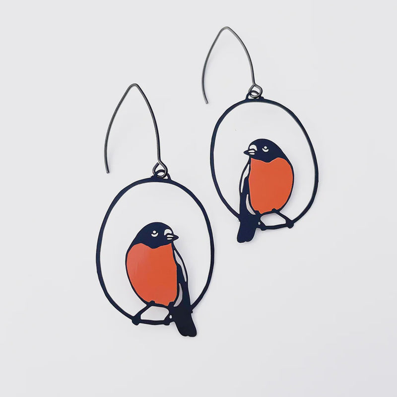 Denz | Midi Flame Robin earrings in Black/Red